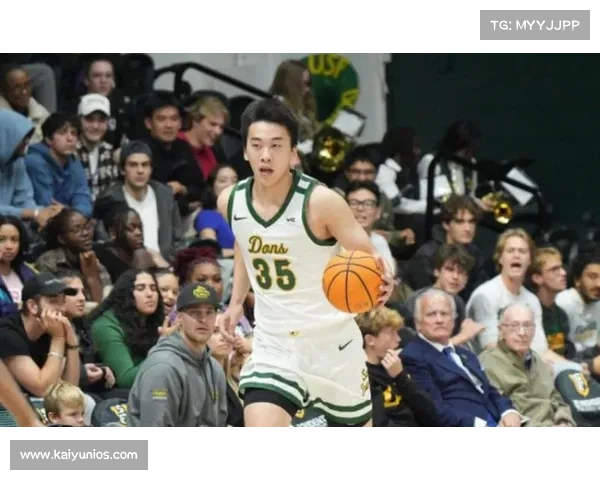 王俊杰在NCAA赛季中场均12分5篮板创个人新高表现引关注